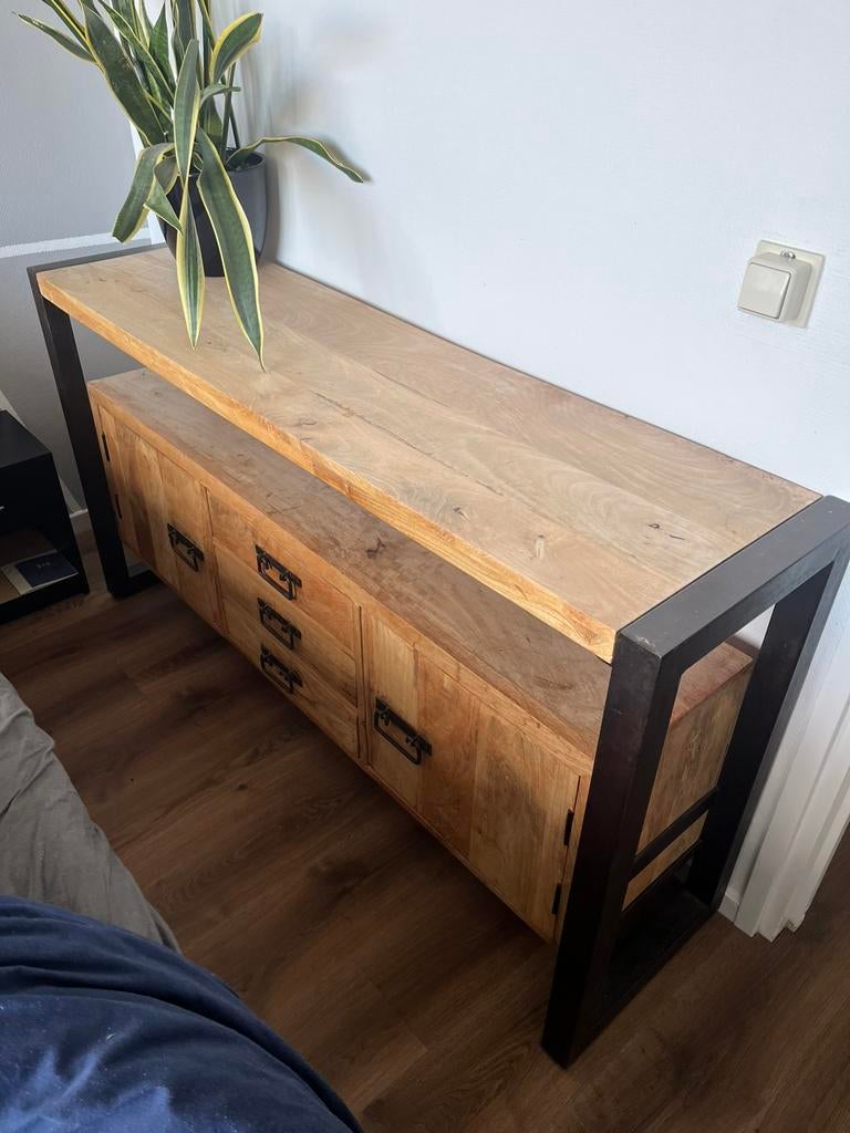 Loods 5 Dressoir van Mangohout, Ophalen, Gebruikt, 150 tot 200 cm, Industrieel