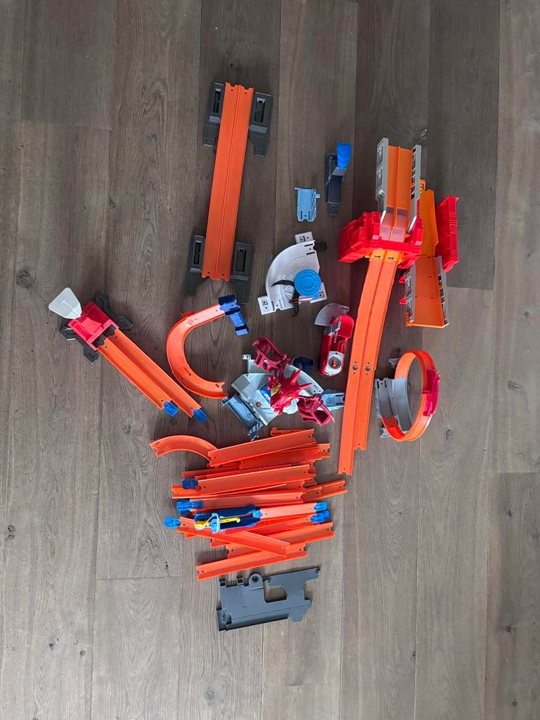 HotWheelbaan met brug, draak en looping, Ophalen, Hot Wheels, Racebaan, Gebruikt