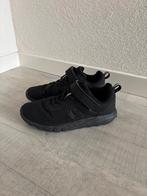 Prachtige sneakers zwart met klittenband, Newfeel, maat 38, Meisje, Schoenen, Ophalen of Verzenden, Zo goed als nieuw