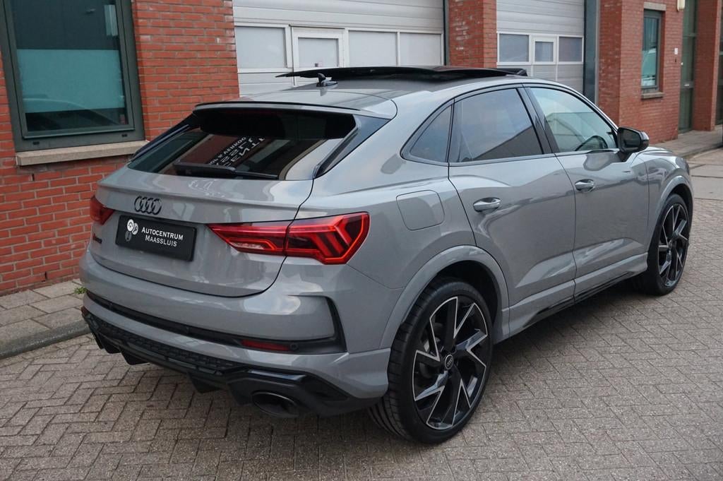 Audi RSQ3 2.5 TFSI Sportback QUATTRO AUT. PANORAMA NARDO, Gebruikt, 1675 kg, Bedrijf, Vierwielaandrijving