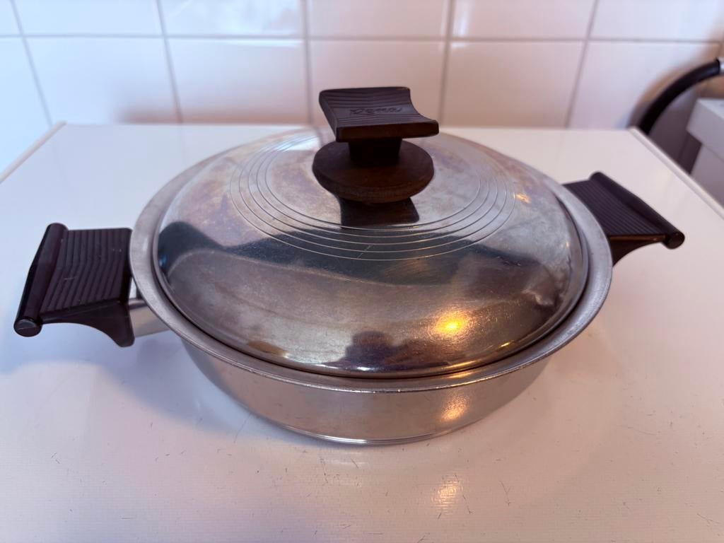 Rena Ware pan 1,5 RVS, Huis en Inrichting, Keuken | Potten en Pannen, Kookpan of Snelkookpan, Ophalen of Verzenden, Zo goed als nieuw