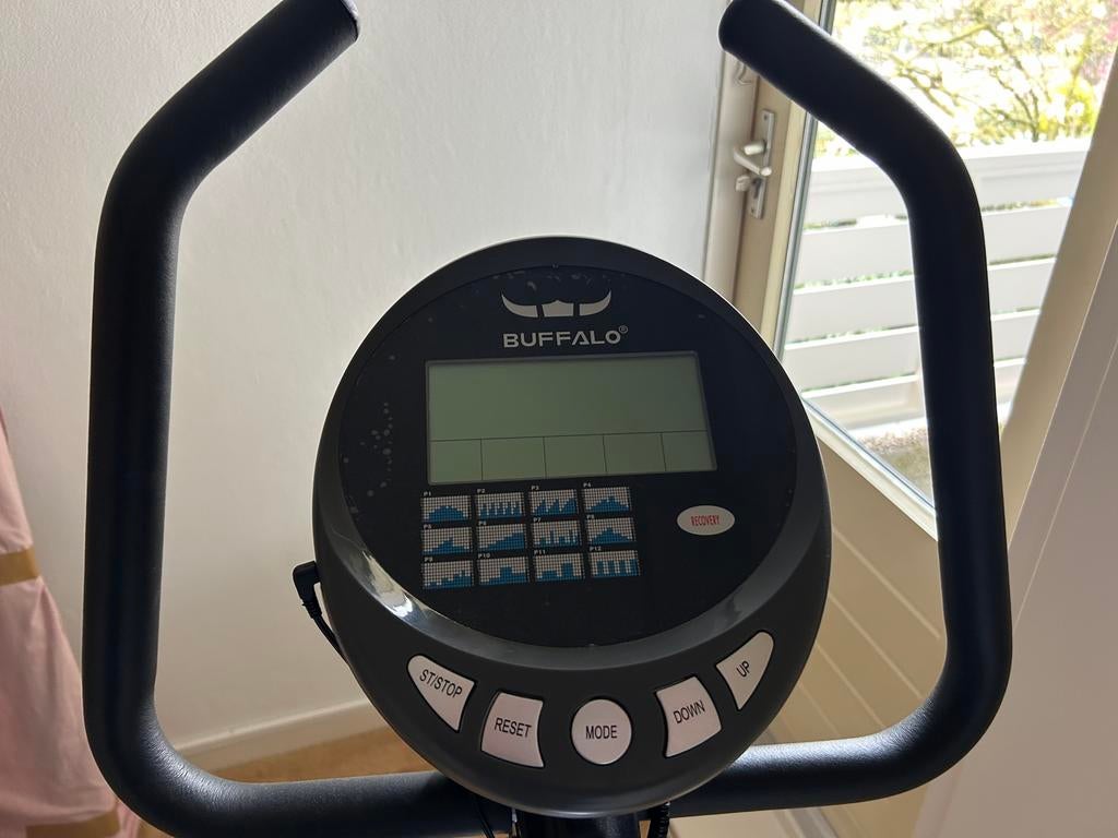 Hometrainer, Sport en Fitness, Ophalen, Gebruikt, Overige typen