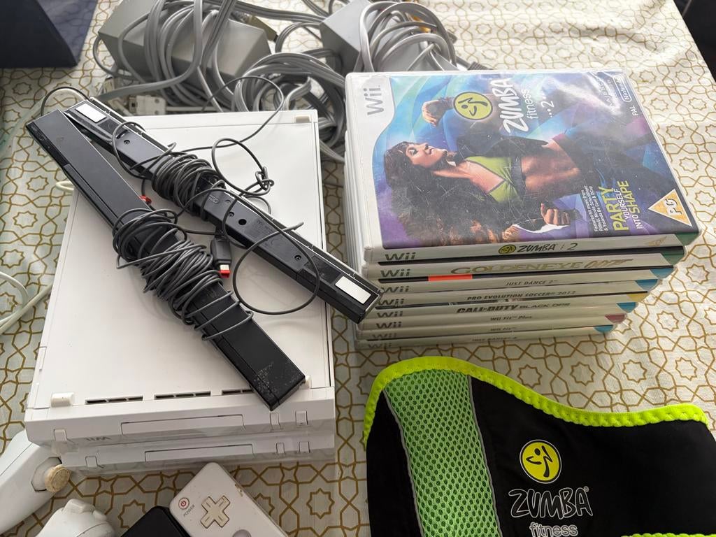Nintendo Wii Compleet Pakket met Games, Ophalen, Gebruikt, 2 spelers, Eén computer