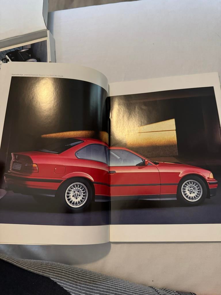 BMW E36 Coupé brochure, Boeken, Auto's | Boeken, Ophalen of Verzenden, Gelezen, BMW