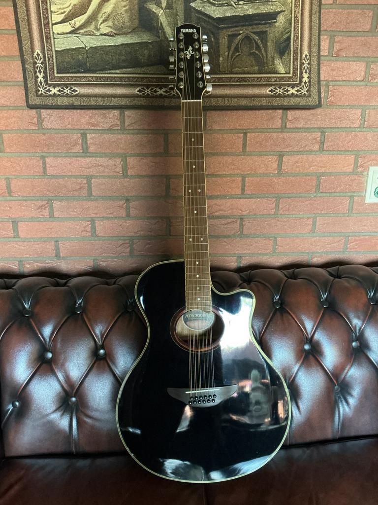 YAMAHA APX700 II 12 - Zo goed als nieuw, Muziek en Instrumenten, Ophalen, Zo goed als nieuw, Western- of Steelstringgitaar, 12-snarig