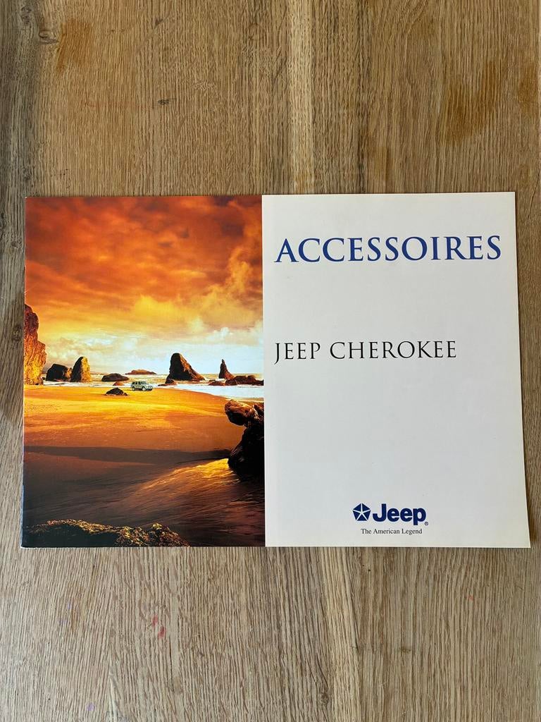 Jeep Cherokee accessoires brochure, Ophalen of Verzenden, Zo goed als nieuw, Overige merken