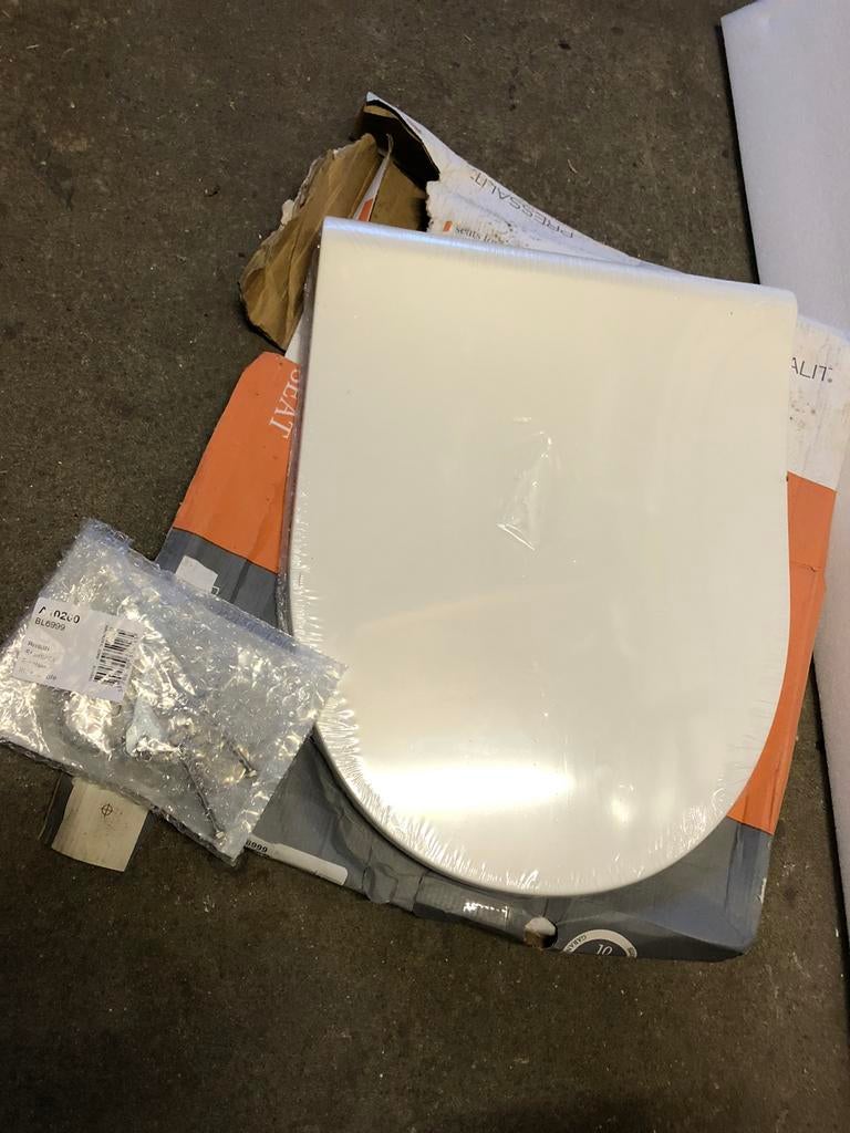 Pressalit Sway D toiletbril, Ophalen of Verzenden, Nieuw, Wit, Overige typen