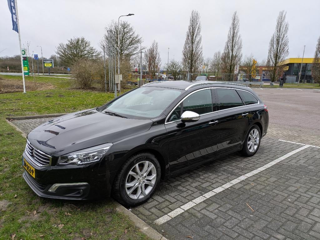 Peugeot 508 1.6 Bluehdi 88KW SW 2017 Zwart, Auto's, Peugeot, 4 cilinders, Adaptieve lichten, Leder en Stof, Zwart
