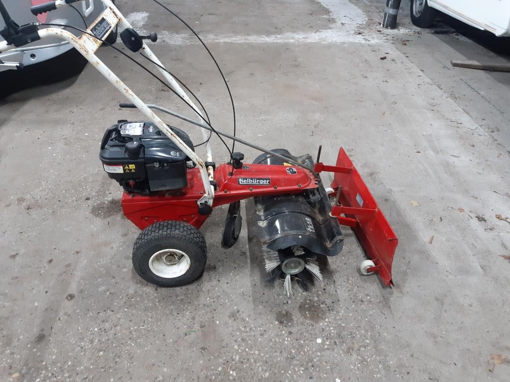 Tk Tielburger TK 18 veegmachine Kompleet, Ophalen