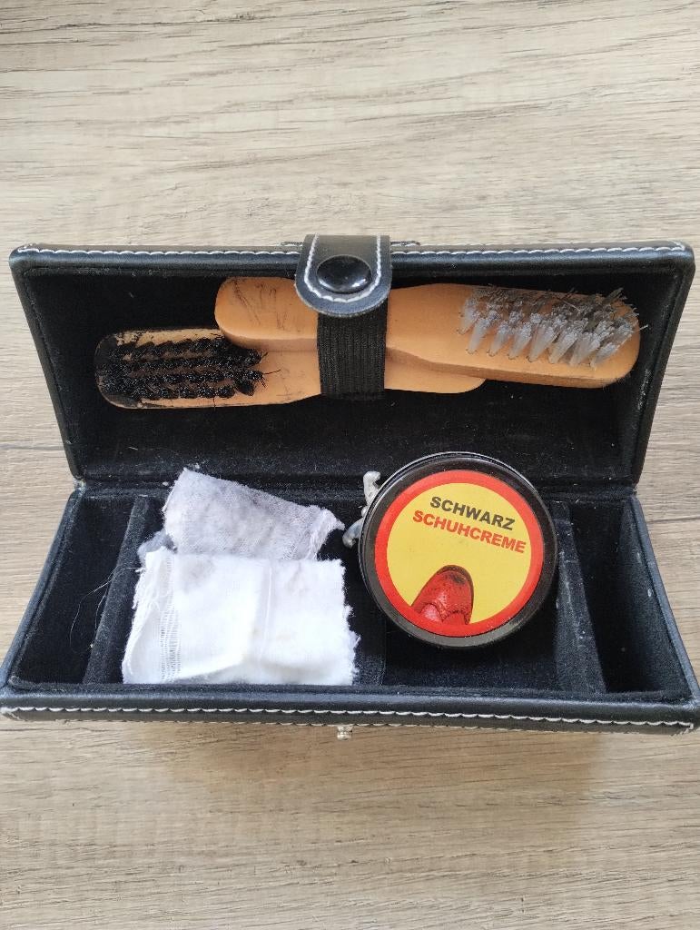 schoenpoets travel set, Ophalen of Verzenden, Gedragen, Zwart, Overige typen