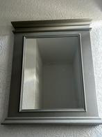 Grote zware landelijke brocante spiegel, Ophalen, Zo goed als nieuw, Rechthoekig, Minder dan 100 cm