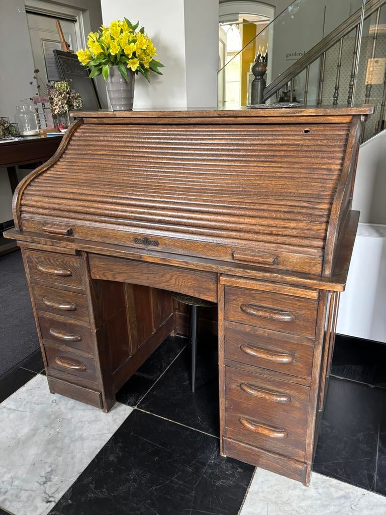 Oud bureau met rolklep!!, Ophalen, Gebruikt