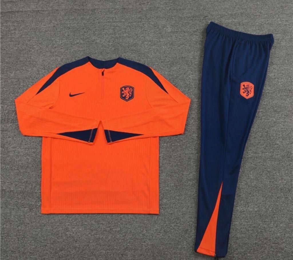 Nederlands Elftal Trainingspak Oranje/Blauw, Nieuw, Ophalen of Verzenden, Voetbal, Overige maten