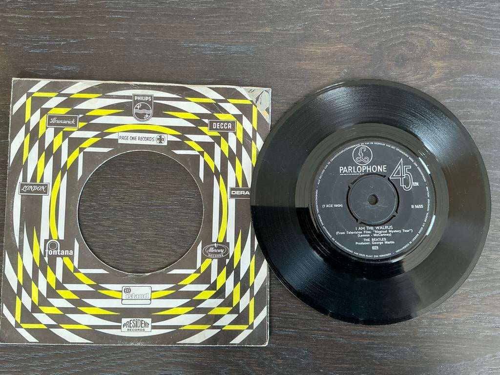 The Beatles - Hello, Goodbye (Single) / I Am The Walrus, Gebruikt, 7 inch, Single, Ophalen of Verzenden