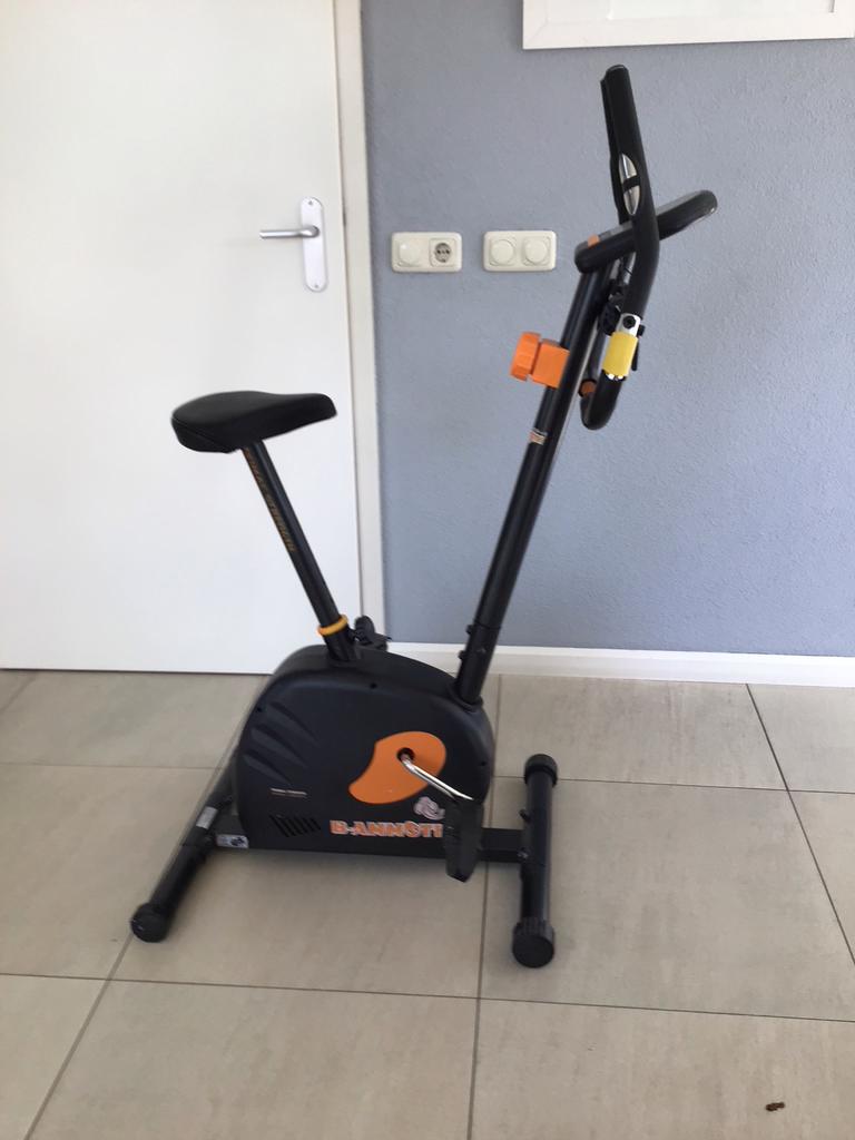 Hometrainer B-AMMOTH - Ideaal voor thuis fiets workouts, Ophalen, Gebruikt, Metaal, Benen