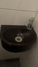 Wasbak / fontein wc natuursteen halfrond, Ophalen, Gebruikt, Steen, Wastafel