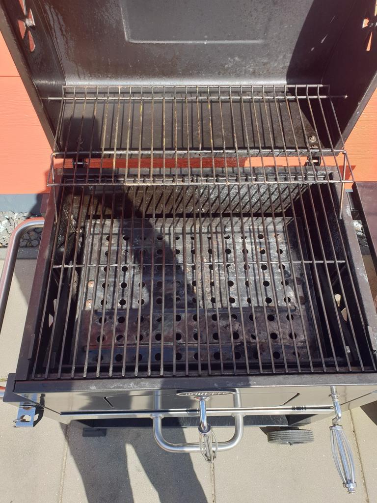 Boretti BBQ - Compacte Houtskoolbarbecue, Ophalen of Verzenden, Gebruikt, Boretti