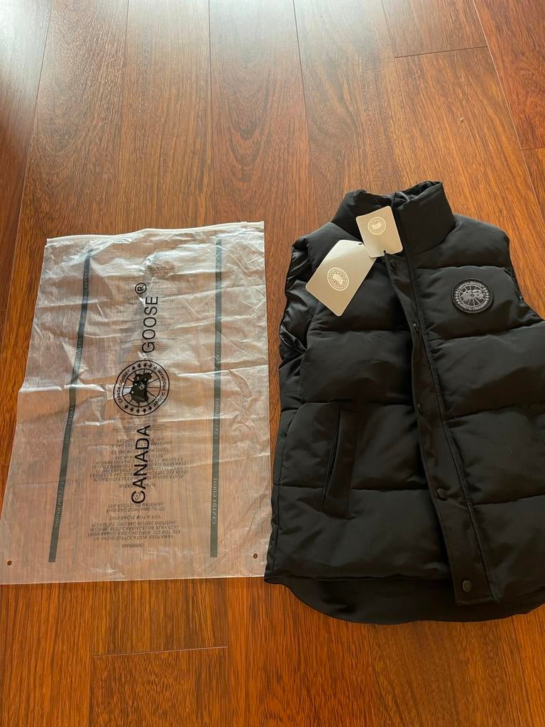 Canada Goose Bodywarmer Zwart - Nieuw met labels, Kleding | Dames, Bodywarmers, Ophalen of Verzenden, Nieuw, Maat 38/40 (M), Zwart