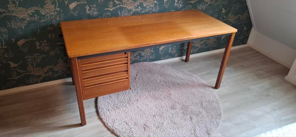Vintage Teakhouten Bureau met Lades - Jaren '60 Stijl, Huis en Inrichting, Bureaus, Ophalen, Overige typen, Gebruikt, Overige merken
