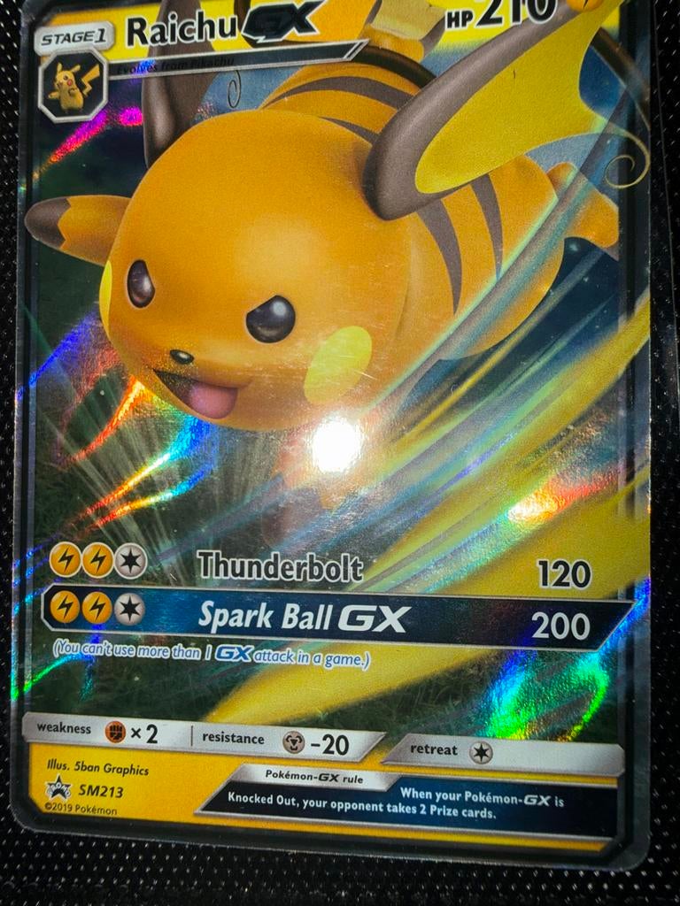 Raichu GX Pokémon Kaart SM213 - Zo goed als nieuw, Ophalen of Verzenden, Zo goed als nieuw, Losse kaart, Foil