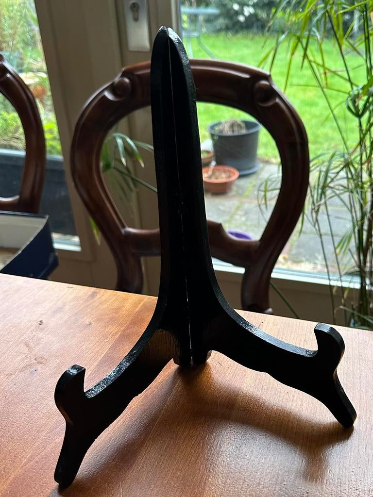 Vintage zwart houten bordenstandaard, Antiek en Kunst, Curiosa en Brocante, Ophalen of Verzenden