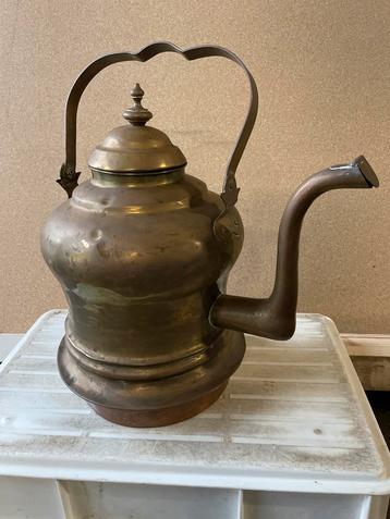 Antieke Koperen Ketel beschikbaar voor biedingen