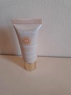Clarins Instant Concealer 03, Ophalen of Verzenden, Zo goed als nieuw, Ogen, Camouflage