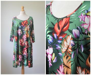 Twister - NIEUW / mooie bloemen jurk /groen / maat 2 = 46 48 beschikbaar voor biedingen