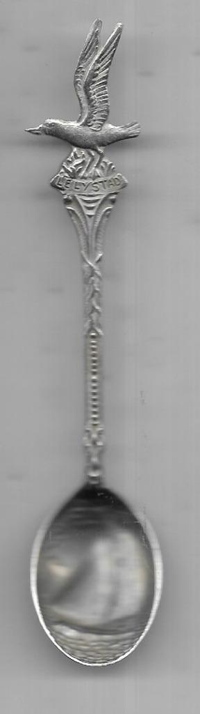 LELYSTAD PRACHTIG BEWERKT SCHEPEN ZEEMEEUW VOGEL LEPELTJE, Antiek en Kunst, Antiek | Bestek, Ophalen of Verzenden