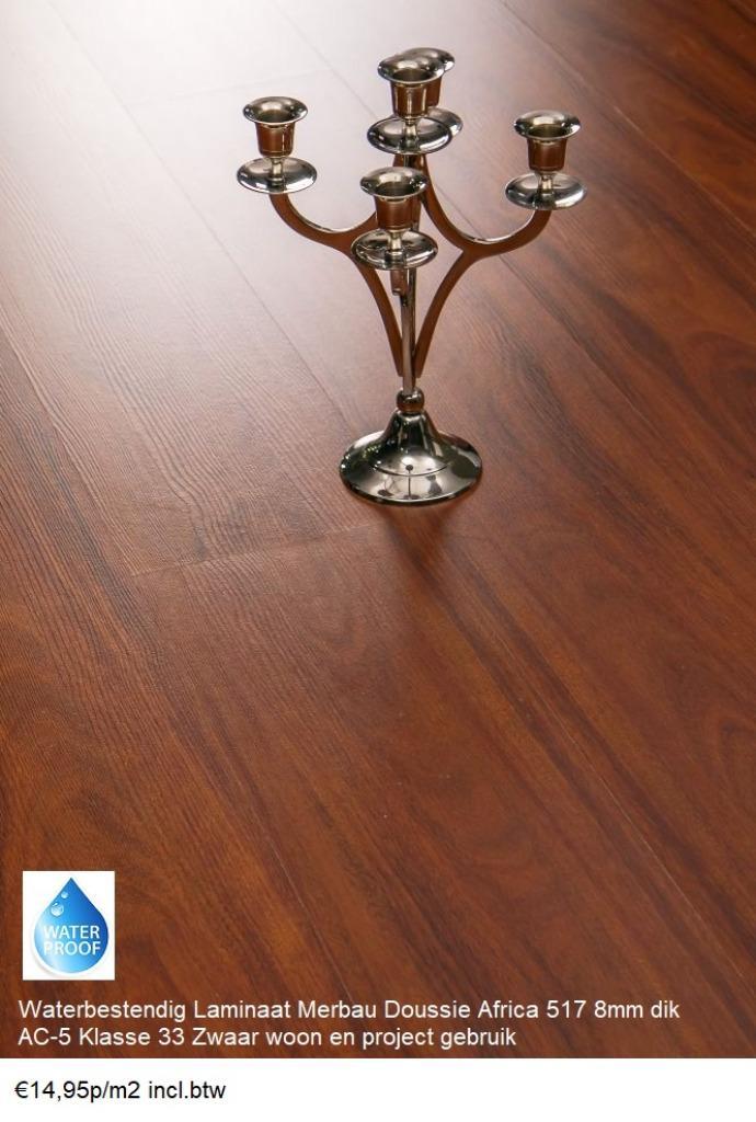 Waterbestendig Laminaat Merbau Doussie 417 8mm €14,95m2, Huis en Inrichting, Stoffering | Vloerbedekking, Nieuw, Laminaat, Rood