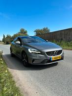 Volvo V40 2.0 D2 120PK 2016 R Design, Voorwielaandrijving, Zwart, 4 cilinders, 1969 cc