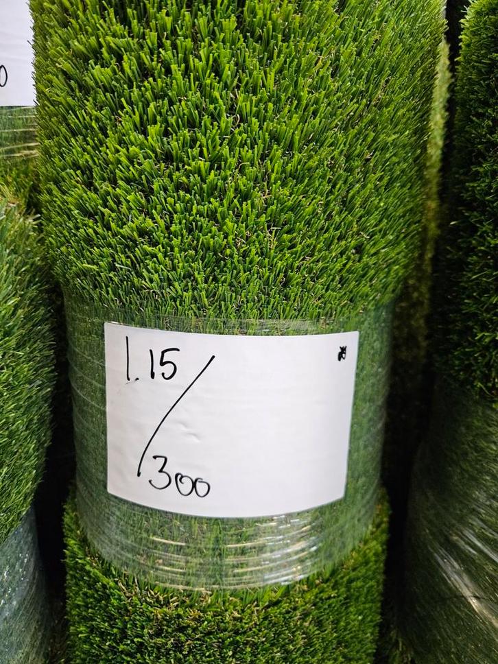 Kunstgras coupon nieuw 25mm 1.15 x 3.00 (3.4m2 ) nu €20,-, Tuin en Terras, Gras en Kunstgras, Nieuw, 20 m² of meer, Ophalen of Verzenden
