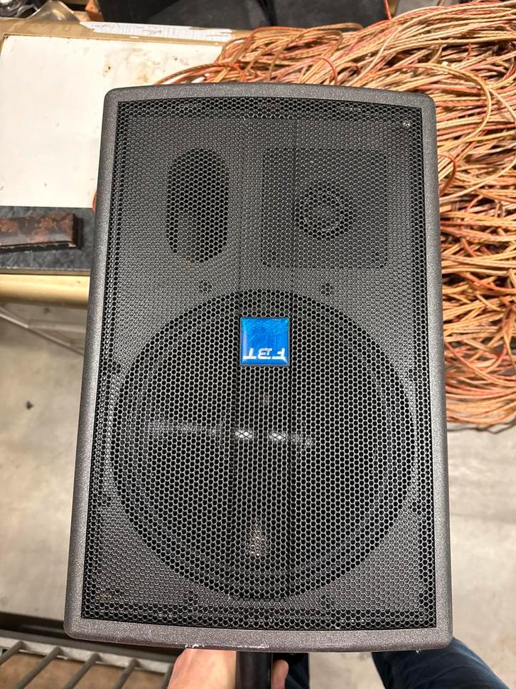FBT Esprit 6.0 Speaker met Wandsteun, Audio, Tv en Foto, Luidsprekers, Gebruikt, Front, Rear of Stereo speakers, 120 watt of meer