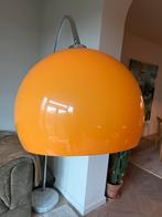 Vintage lamp retro design booglamp  oranje kap staande lamp, Huis en Inrichting, Lampen | Vloerlampen, Ophalen, Zo goed als nieuw