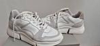 Sneakers wit leer suede Maruti maat 39 als nieuw, Wit, Ophalen of Verzenden, Maruti, Sneakers of Gympen