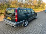 Volvo V70 2.4 XC 4WD AUT 2000 Groen, Auto's, Automaat, Stationwagon, 2435 cc, Particulier