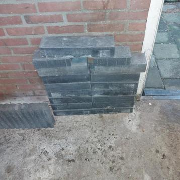 Zwarte bandjes verschillende soorten. Restpartij beschikbaar voor biedingen