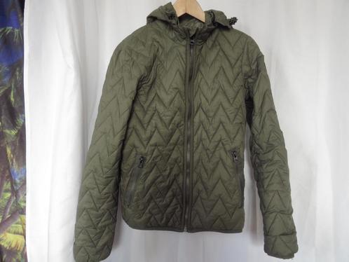 groene quilted hooded jas gaatje en scheurtje mt M Replay, Kleding | Heren, Jassen | Winter, Gedragen, Maat 48/50 (M), Groen, Ophalen of Verzenden