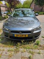 Mitsubishi Lancer 1.5 Mivec Sports Sedan 2009 Grijs, Auto's, Mitsubishi, Voorwielaandrijving, 4 cilinders, Origineel Nederlands