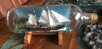 Scheepje  in  fles. beschikbaar voor biedingen