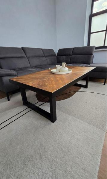 **Zeer nette salontafel van Eijerkamp – hotel chique stijl** beschikbaar voor biedingen