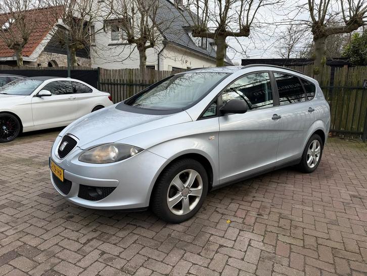 Seat Altea XL 1.6 Clubstyle Airco Cruise PDC Trekhaak, Auto's, Seat, Te koop, Altea XL, ABS, Airbags, Airconditioning, Boordcomputer
