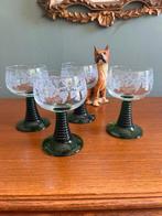 Lucky Vintage set van 4 grote roemers met groene voet, Verzamelen, Glas en Borrelglaasjes, Elzas glazen, Overige typen, Ophalen of Verzenden
