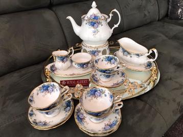 Royal albert MOONLIGHT ROSE THEESET 💙🤍💙🤍 beschikbaar voor biedingen