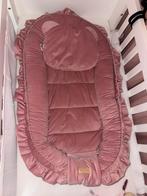 Baby nestje velvet roze, Ophalen, Zo goed als nieuw, Minder dan 70 cm, Overige typen