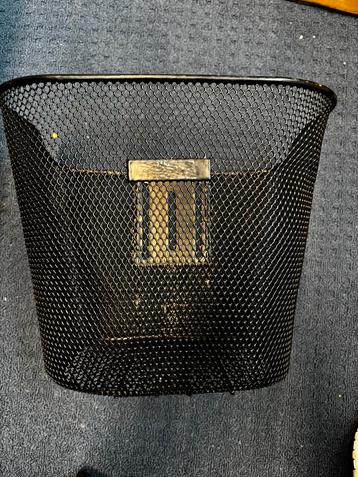 ZGAN! Basil fietsmand mist bevestiging materiaal €14,99 beschikbaar voor biedingen