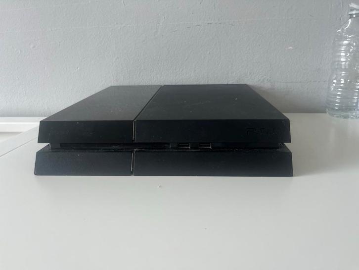 PS4 (defecte disc drive) met controller, Spelcomputers en Games, Spelcomputers | Sony PlayStation 4, Gebruikt, Original, 500 GB