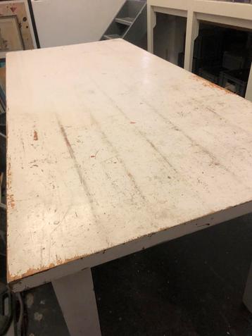 grenen tafel 900 x 2000 x 800 hoog beschikbaar voor biedingen