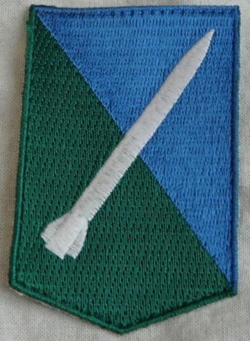 Embleem Mouw DT2000 DGLC, Koninklijke Landmacht, va 2012.(2), Verzamelen, Militaria | Algemeen, Landmacht, Embleem of Badge, Nederland