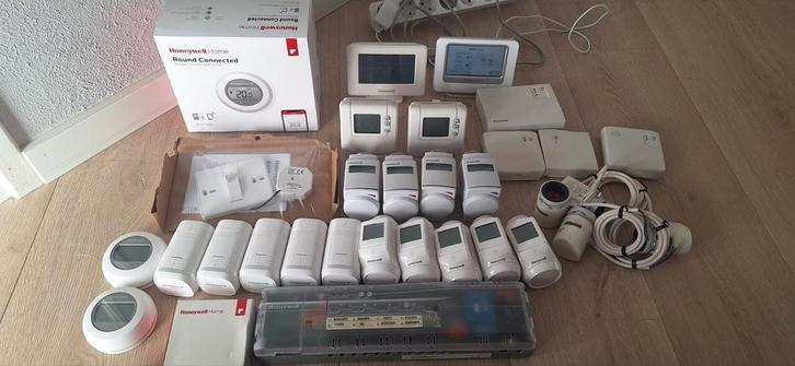 HONEYWELL EVOHOME!! HR92 HCE80 WIFI THERMOSTAAT ETC ETC, Doe-het-zelf en Verbouw, Overige Doe-het-zelf en Verbouw, Nieuw, Ophalen of Verzenden